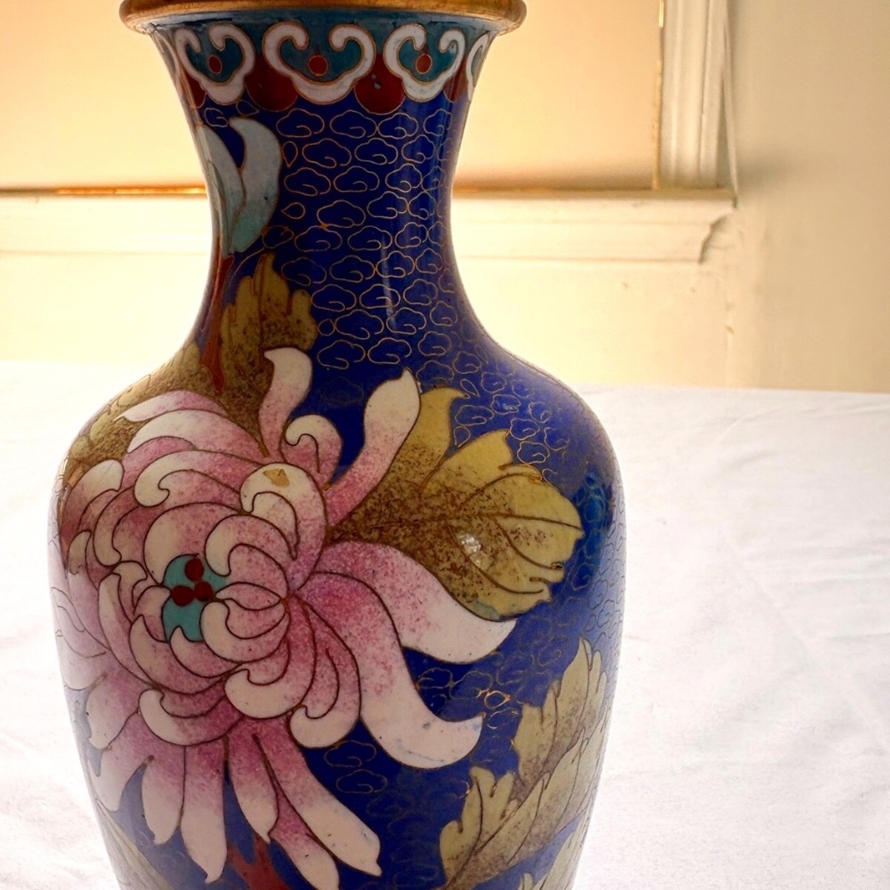 Vintage Jingfa Chinese Baluster 8.5" Blue Floral Brass Enamel Cloisonné Vase